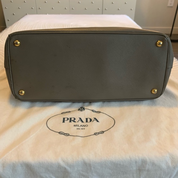 Prada large galleria bag - Picture 8 of 9